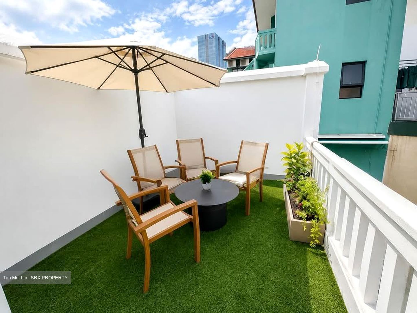 Hindoo Road (D8), Terrace #603293691